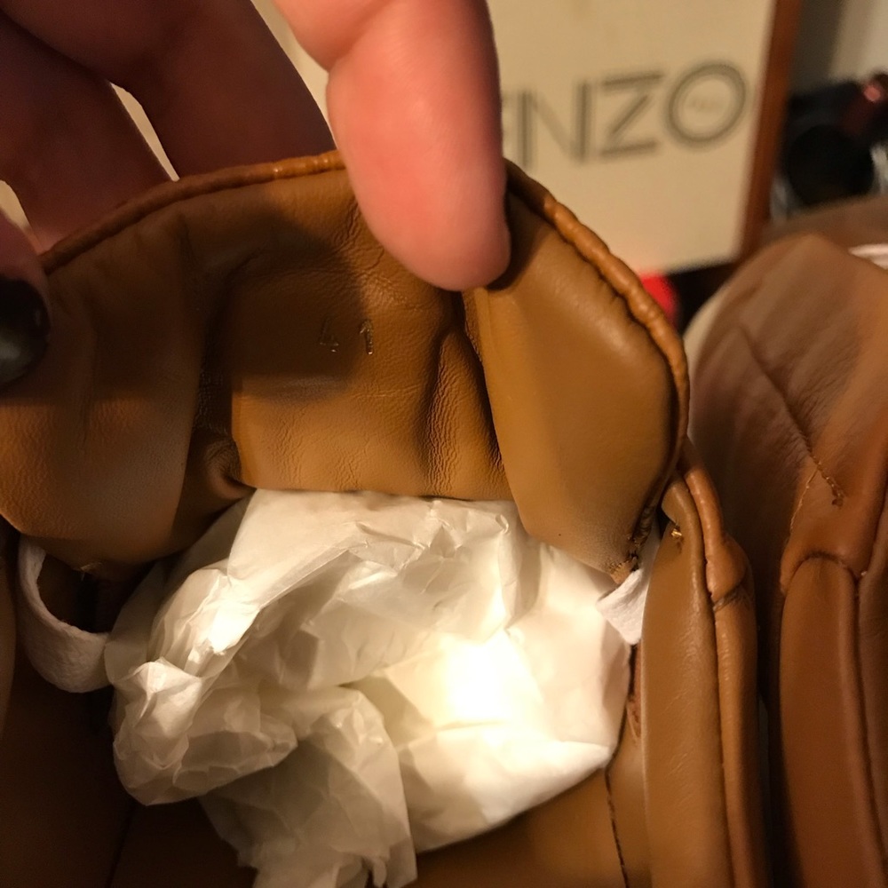 NEW MCM Grain Leather Low-Top Sneaker Visetos - Picture 5 of 8